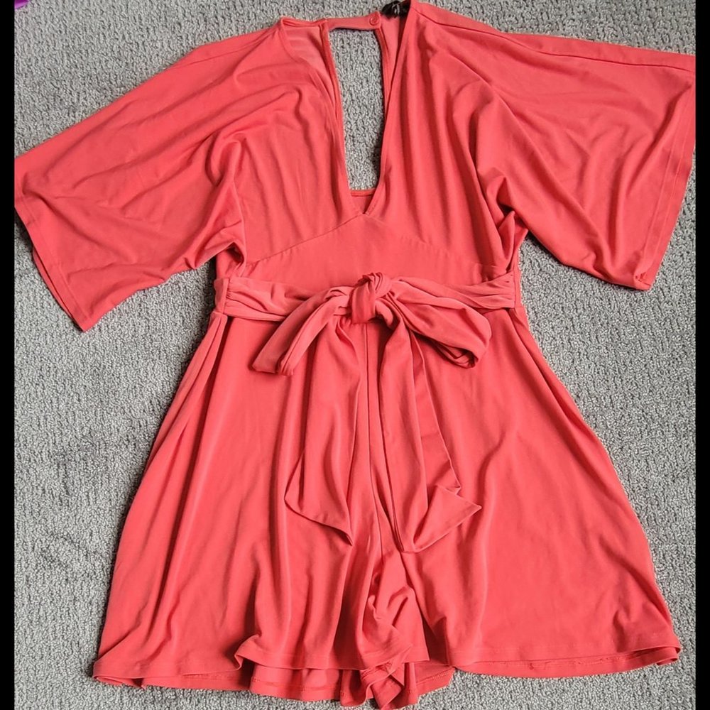 Express Coral Romper - M